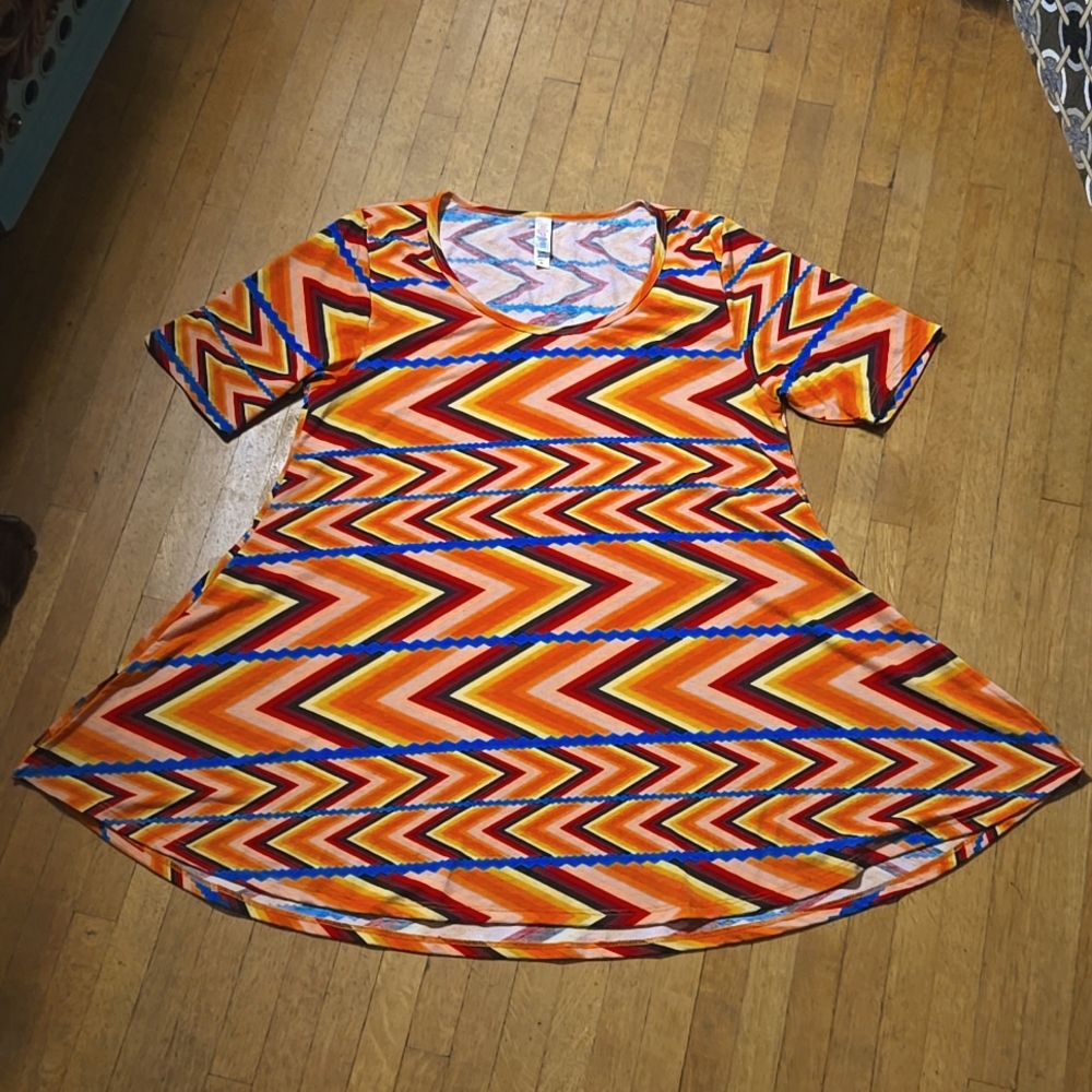 NWOT Lularoe Blouse
